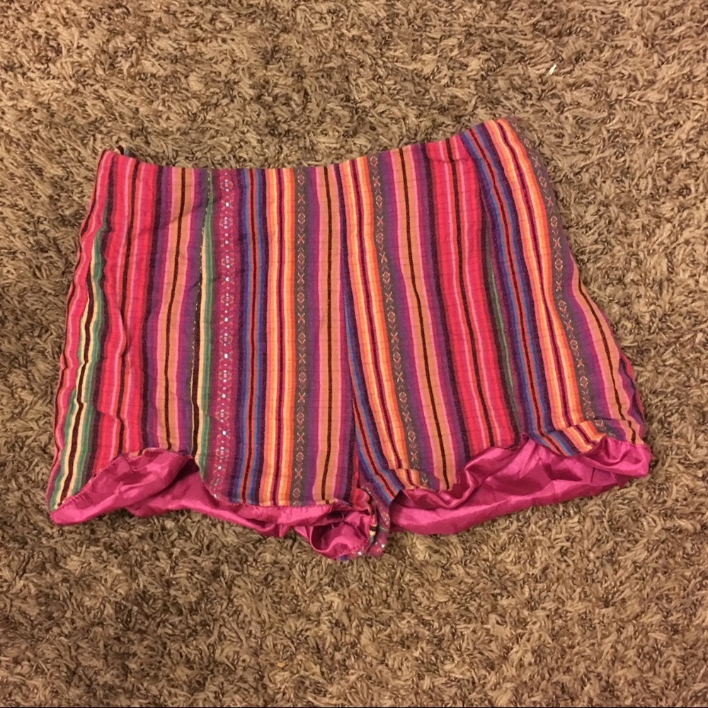 SALE High waist festival shorts